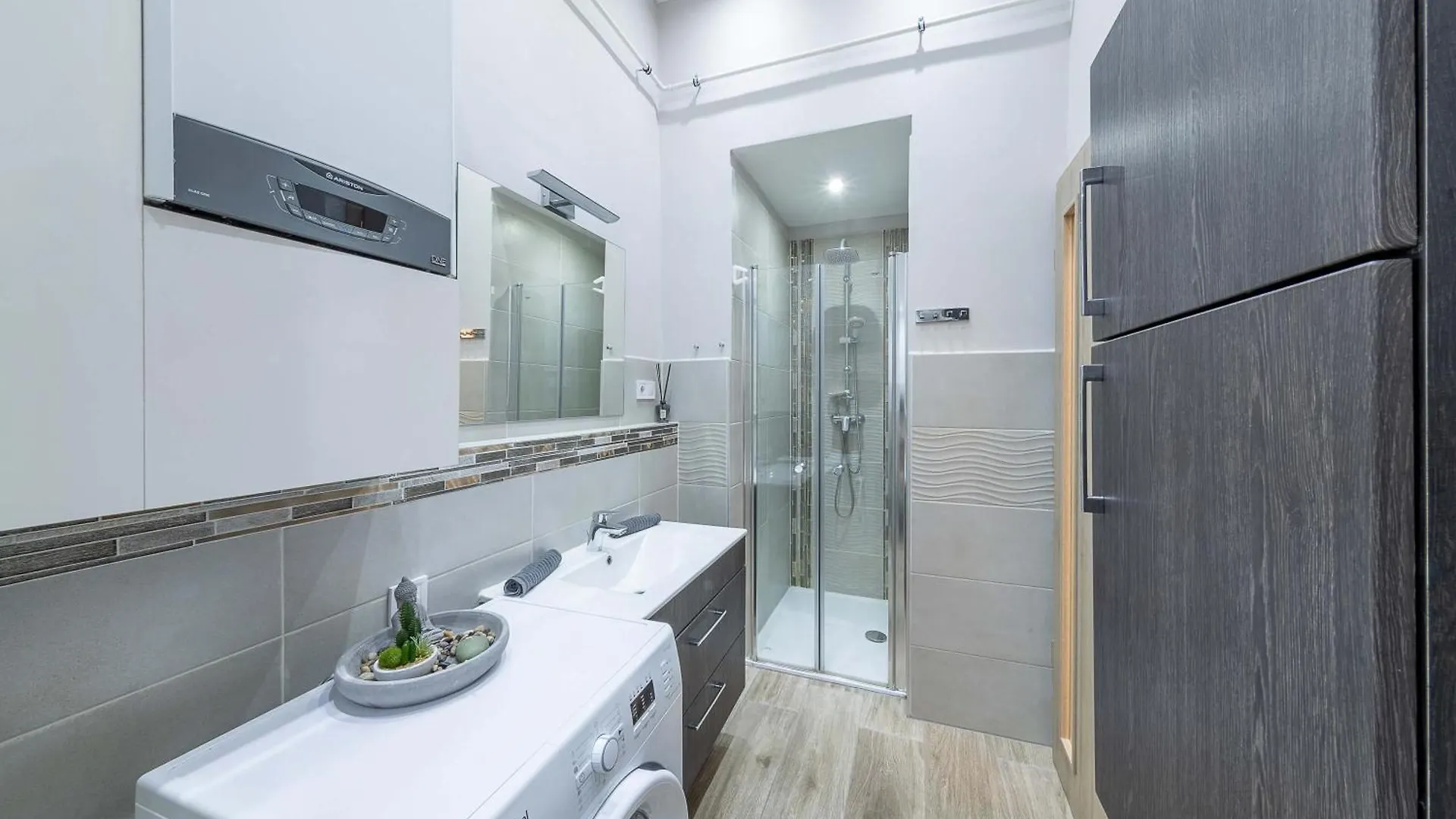 Eagle-Eye Downtown Apartments By Souperapartments Будапешт